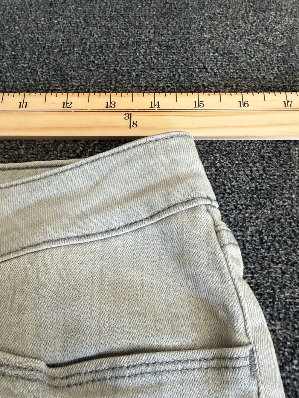 Levi's Women's Light Beige Skinny Jeans black Tab - Picture 3 of 13